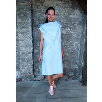 Altered dress - kapucnis ruha