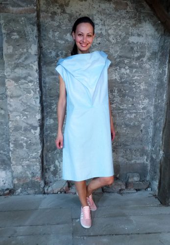 Altered dress - kapucnis ruha